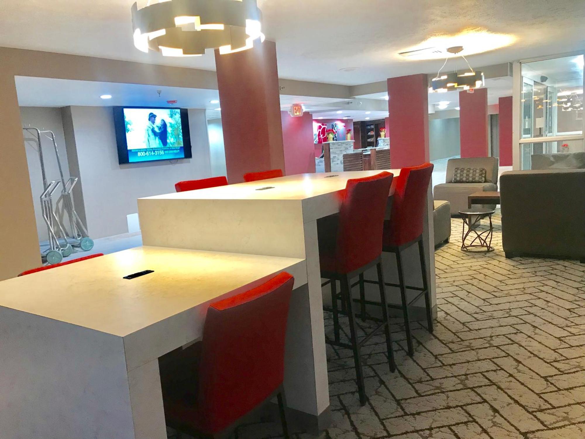 Ramada By Wyndham Texarkana Exterior photo
